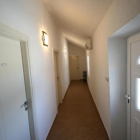 Tatil Evi House Sakarun Veli Rat