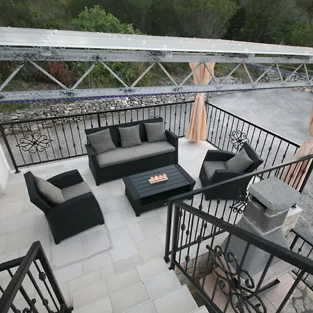 Tatil Evi House Sakarun